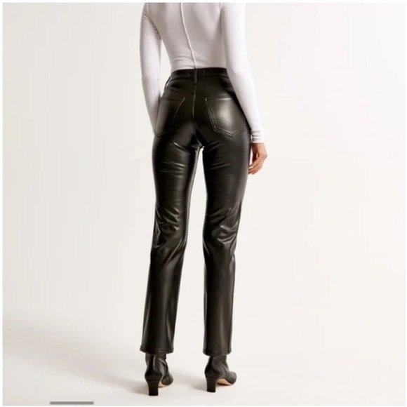 Abercrombie & Fitch Ultra High Rise Ankle Straight Jean-Black With Leather - Picture 2 of 10